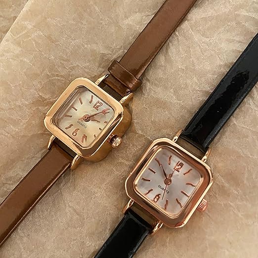 Elegant Women's Quartz Watch with Small Square Dial and Leather Strap – Stylish Ladies Watch for Any Occasion