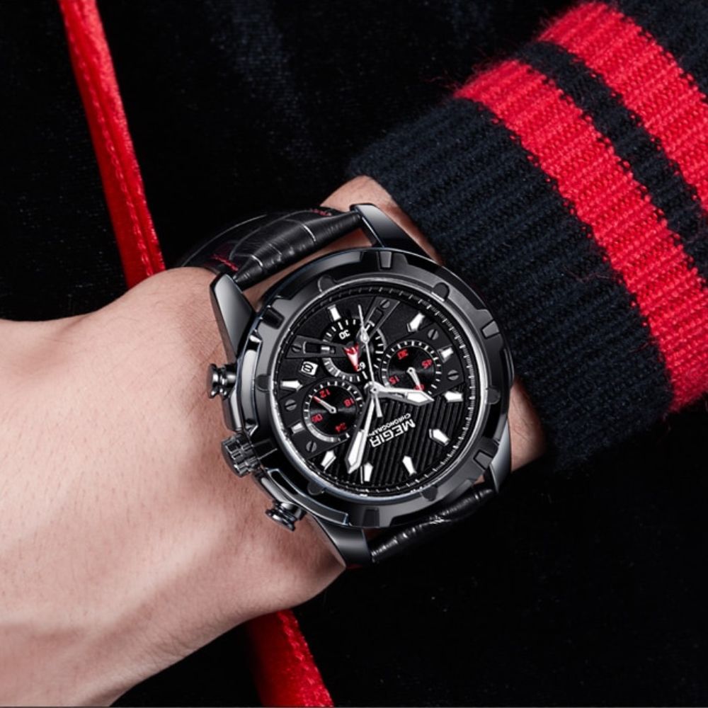 Luxury Military Chronograph Sports Watch with Leather Strap – Water Resistant and Precise Quartz Movement 8