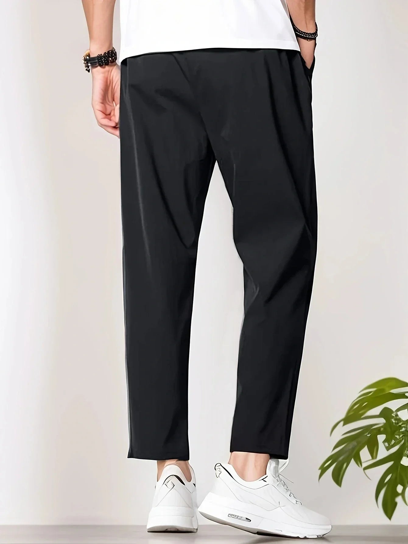Men's Joggers Black Lightweight Quick-Drying Fabric