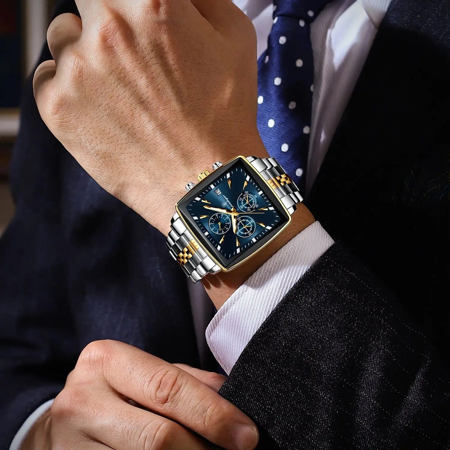 Men’s Square Dial Quartz Watch – Chain Strap with Luminous Display