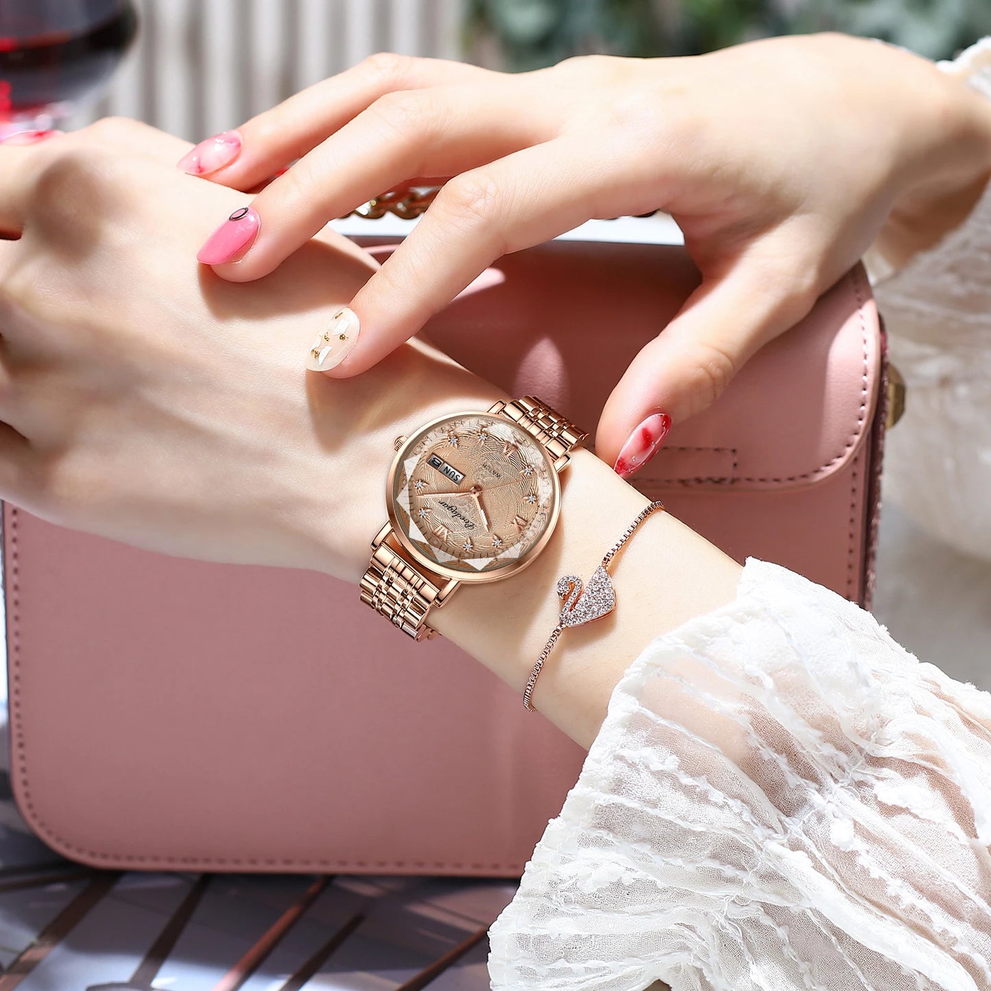 Women’s Round Quartz Watch – Stainless Steel Strap with Date and Week Display