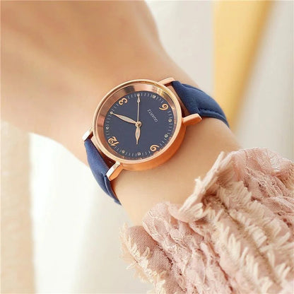 Elegant Women's Watch – Quartz Movement Ladies Timepiece