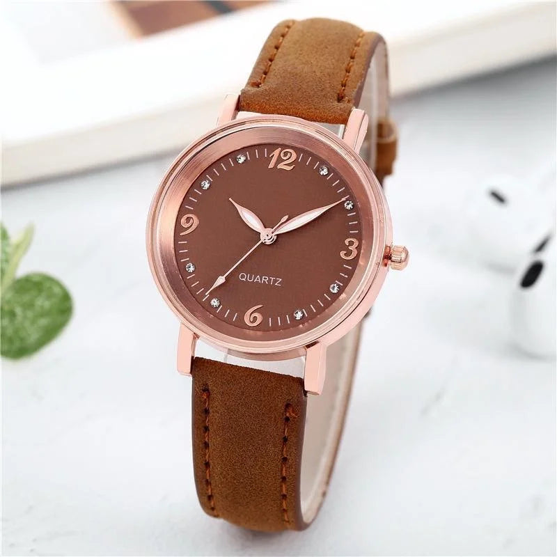 Elegant Women's Watch – Quartz Movement Ladies Timepiece