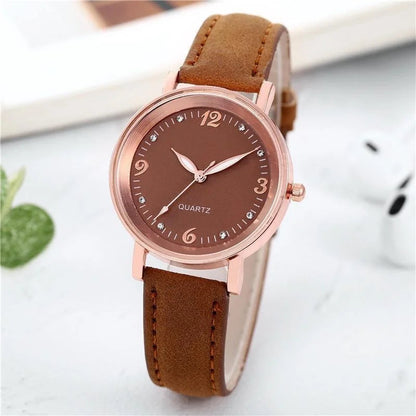 Elegant Women's Watch – Quartz Movement Ladies Timepiece
