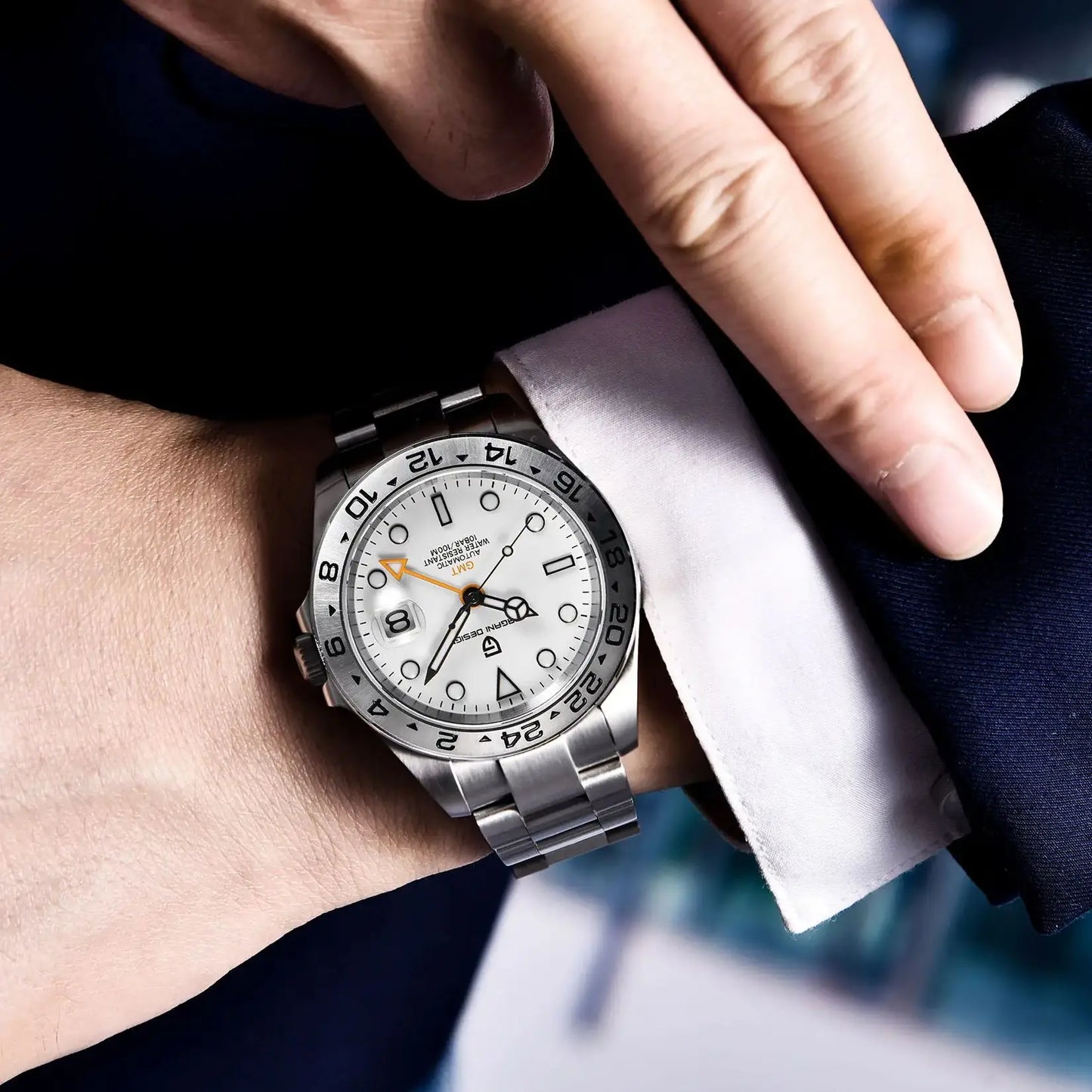 Men's Automatic Mechanical GMT Watch with Sapphire Crystal, Stainless Steel, Luminous BGW-9 Features